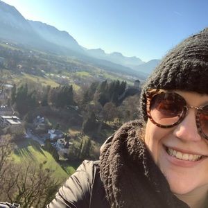 Meet your Posher, Natalie